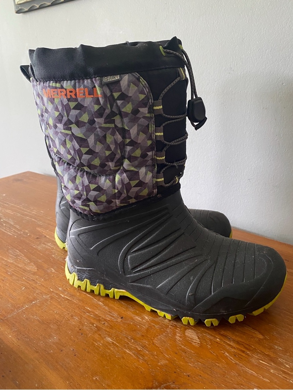 Merrell Kids Black & Neon Yellow Patterned Snow Boots